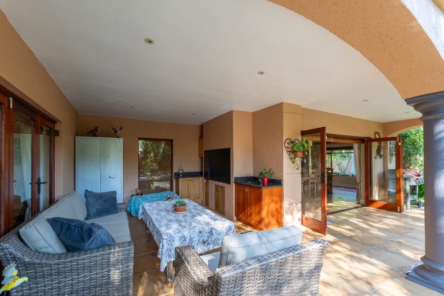 4 Bedroom Property for Sale in Heatherlands Western Cape